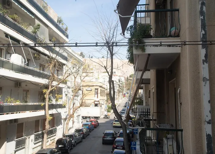 Acropolis Vibes s
